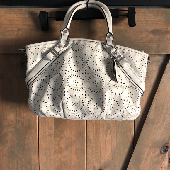 White leather Coach handbag - Picture 2 of 7